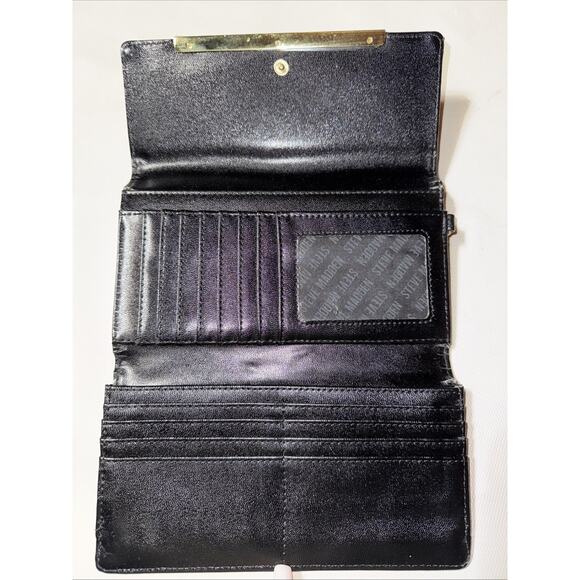 Steve Madden Black Wristlet Removable Strap Card Holder - Picture 4 of 7